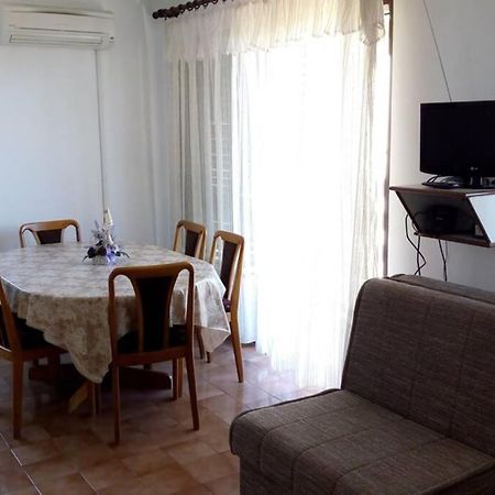Apartment Zdenka Rasa Bagian luar foto
