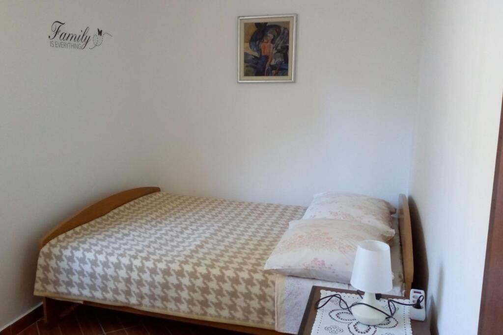 Apartment Zdenka Rasa Bagian luar foto