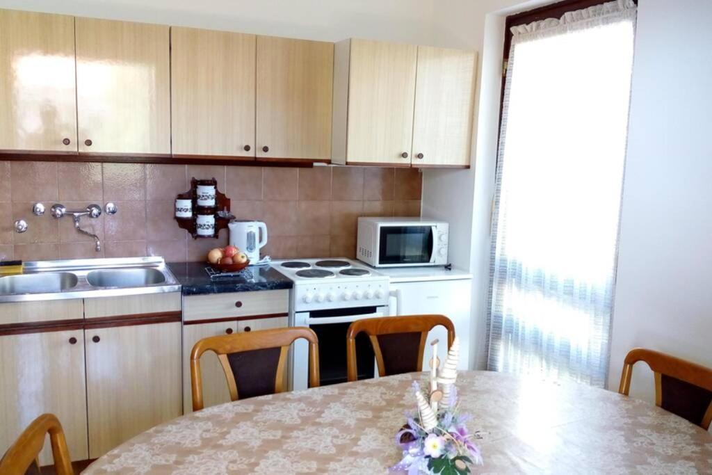 Apartment Zdenka Rasa Bagian luar foto